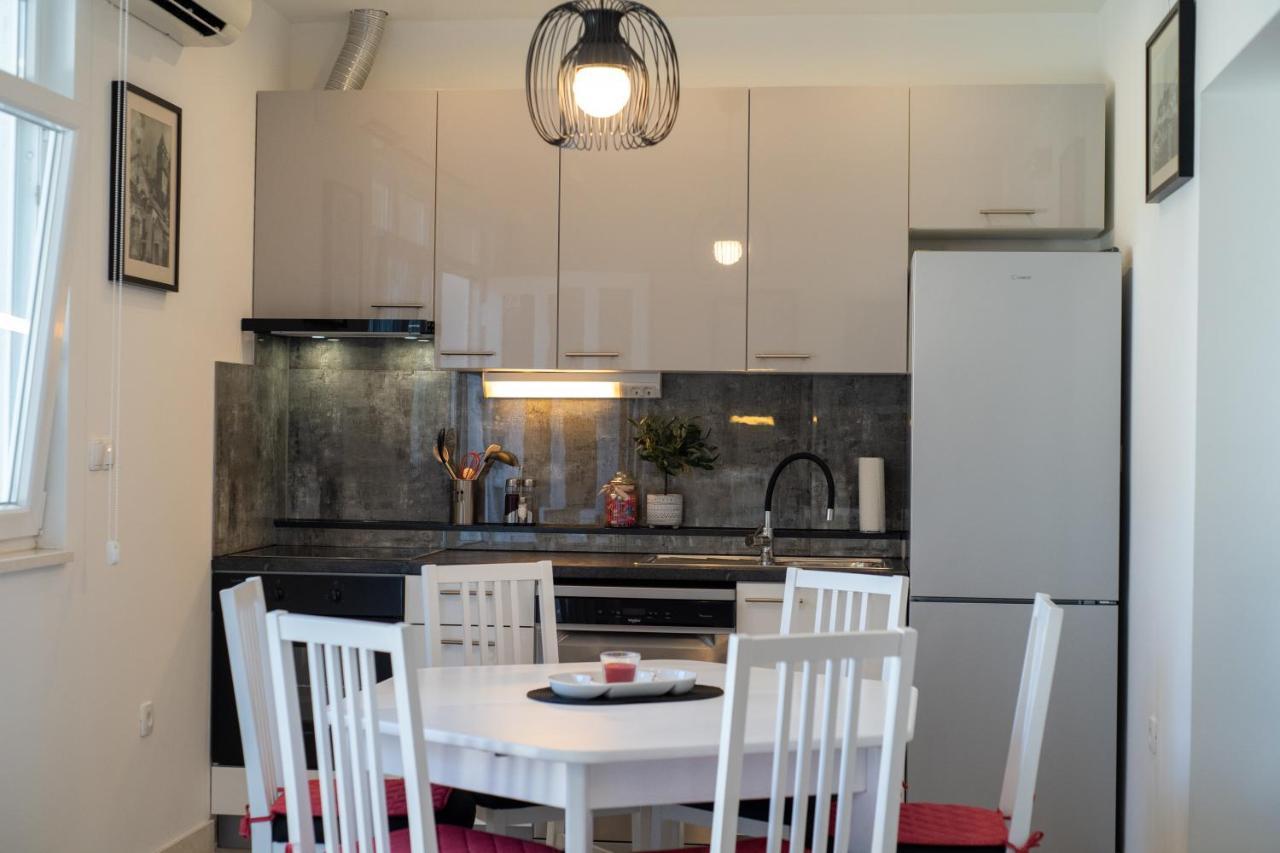 Apartman Dupin Dugi Rat Esterno foto
